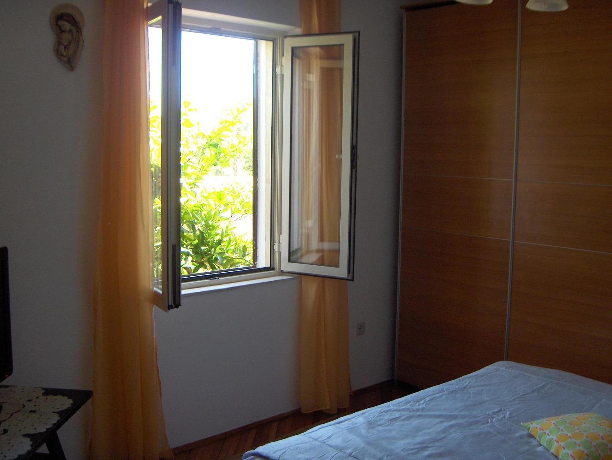 Guest House Roza Vrboska Rom bilde