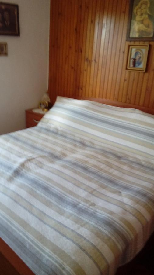Guest House Roza Vrboska Eksteriør bilde