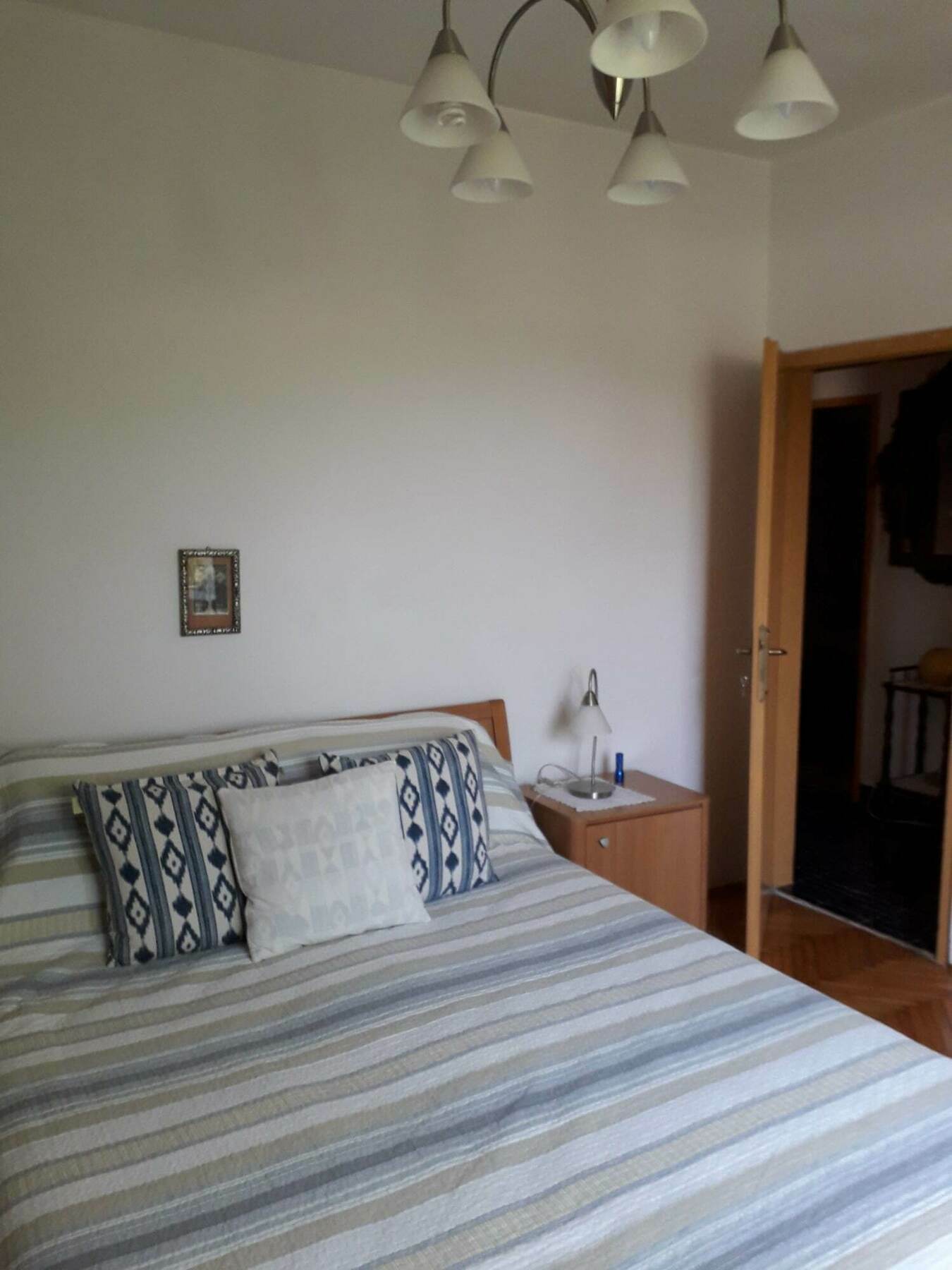 Guest House Roza Vrboska Eksteriør bilde